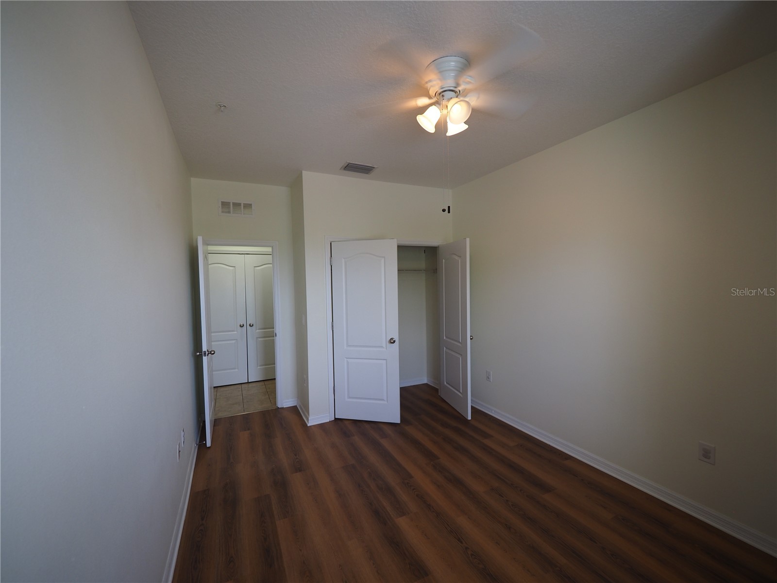 8140 Enclave Way #101 Sarasota FL 34243 A4688896 image25