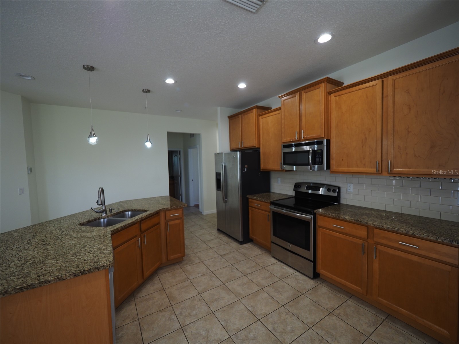 8140 Enclave Way #101 Sarasota FL 34243 A4688896 image8