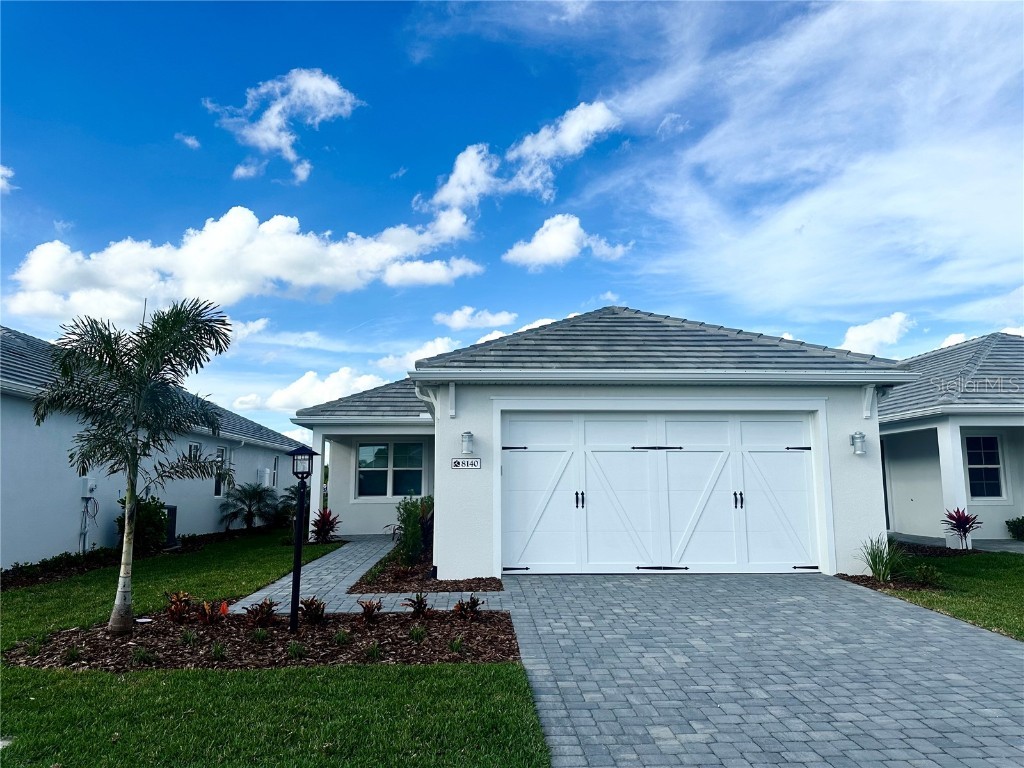 8140 Sternway Road Sarasota FL 34240 A4602755 image1