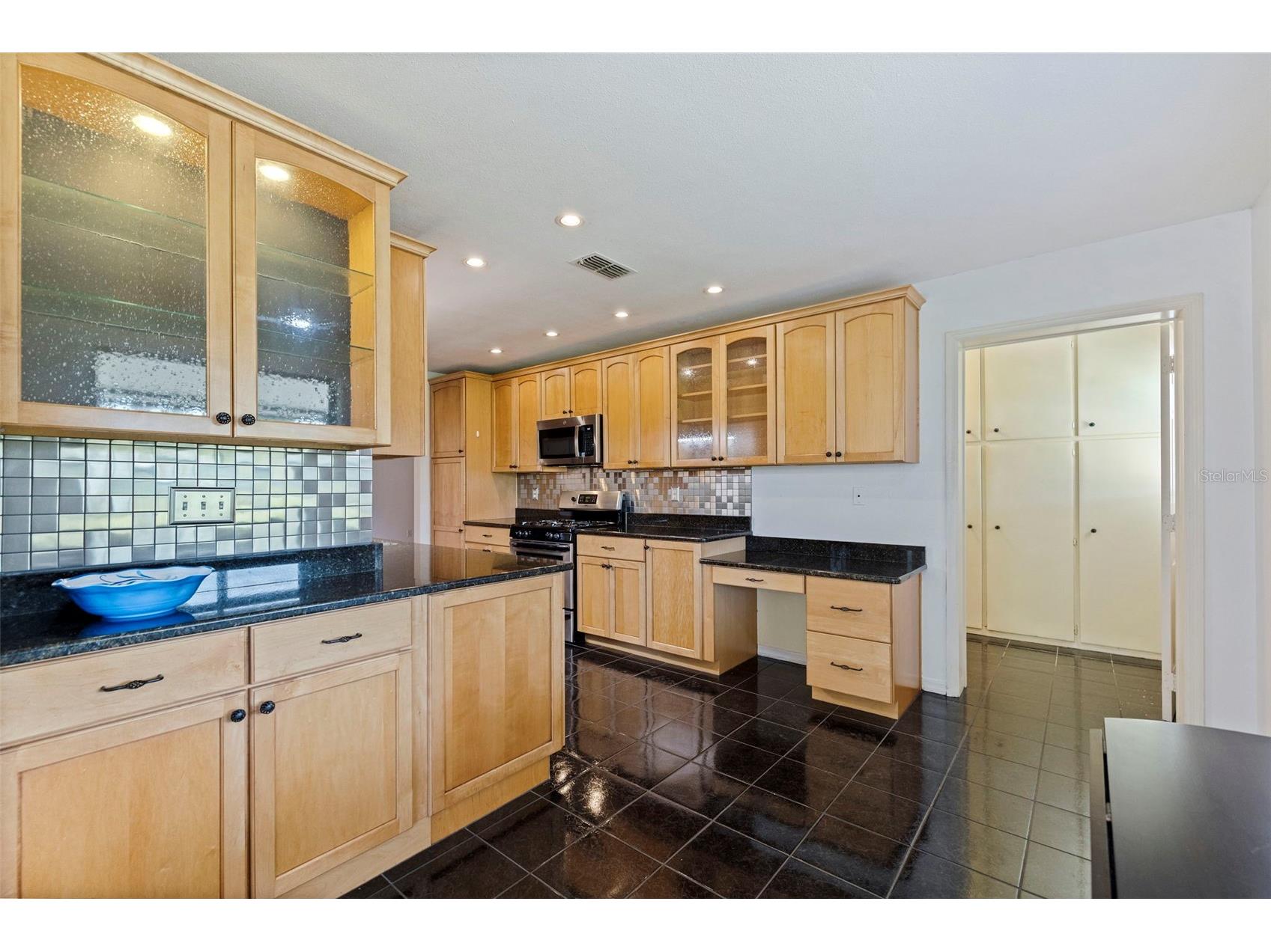 8140 Terrace Garden Drive #103 Saint Petersburg FL 33709 TB8524784 image20