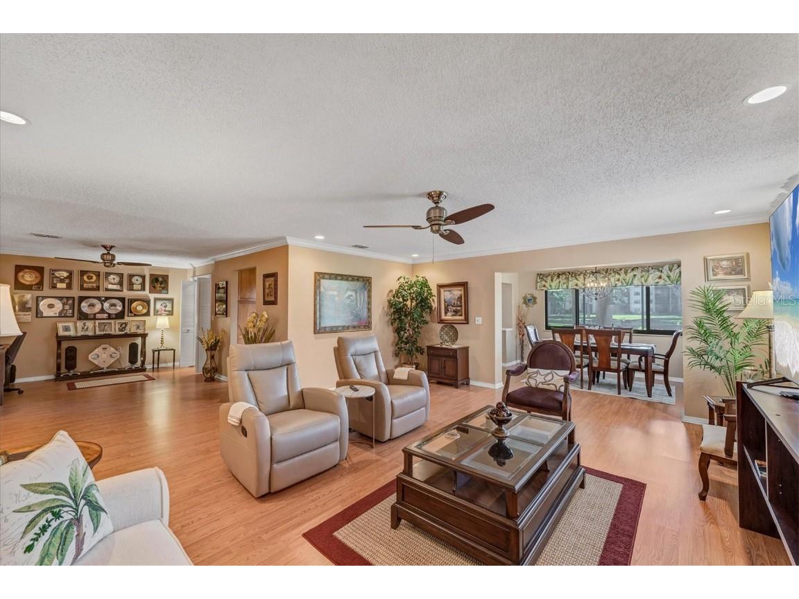8140 Terrace Garden Drive N #103 Saint Petersburg FL 33709 A4666913 image10