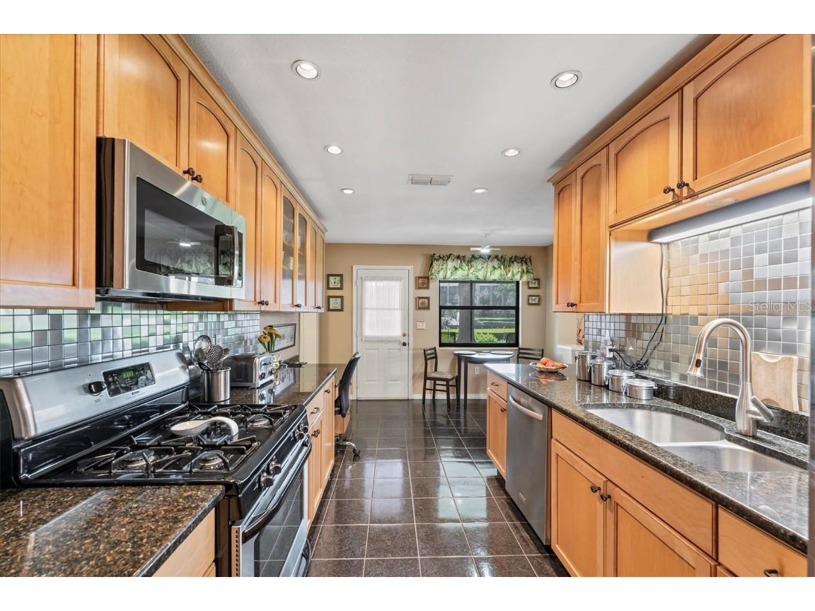 8140 Terrace Garden Drive N #103 Saint Petersburg FL 33709 A4666913 image13