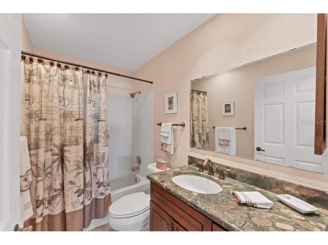 8140 Terrace Garden Drive N #103 Saint Petersburg FL 33709 A4666913 image26