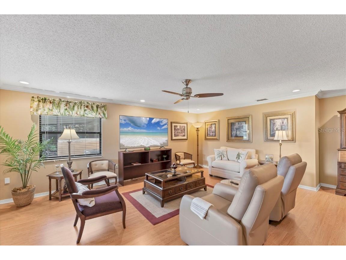 8140 Terrace Garden Drive N #103 Saint Petersburg FL 33709 A4666913 image8