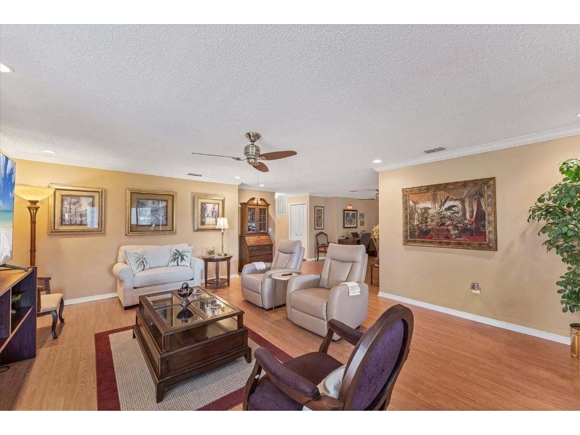 8140 Terrace Garden Drive N #103 Saint Petersburg FL 33709 A4666913 image9