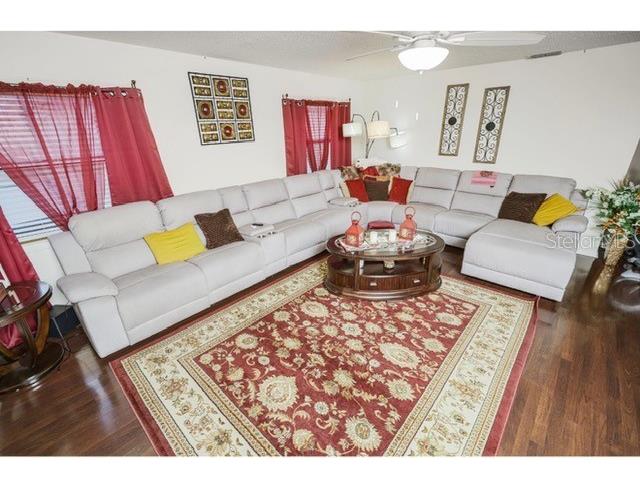 8140 Terrace Garden Drive N #204 Saint Petersburg FL 33709 TB8479561 image2