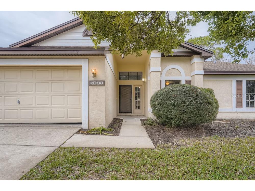 8141 Golf Club Court Hudson FL 34667 W7842483 image1