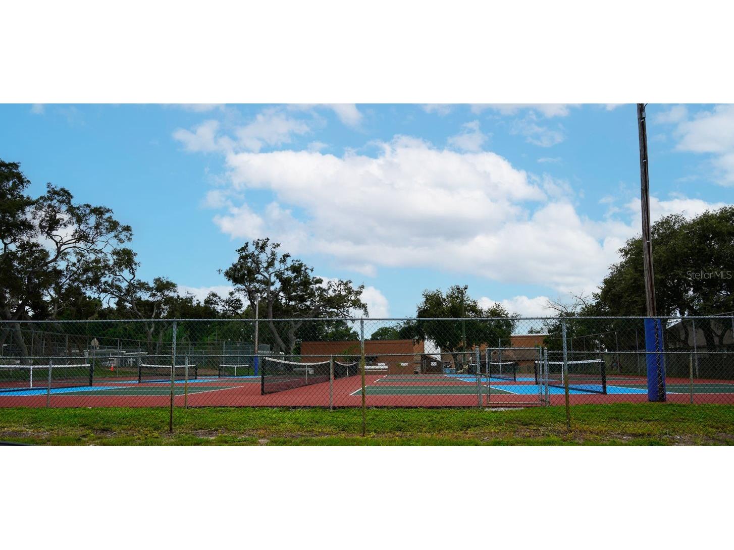8141 Golf Club Court Hudson FL 34667 TB8505790 image81