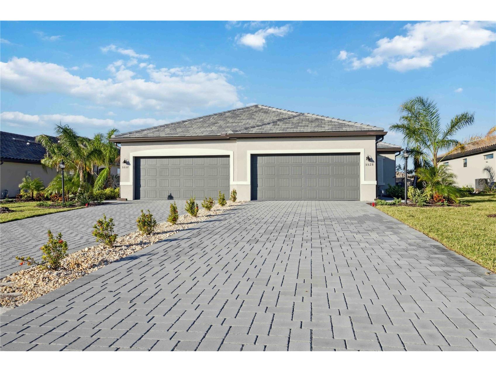 8141 Shore Lake Drive Englewood FL 34224 A4690178 image1