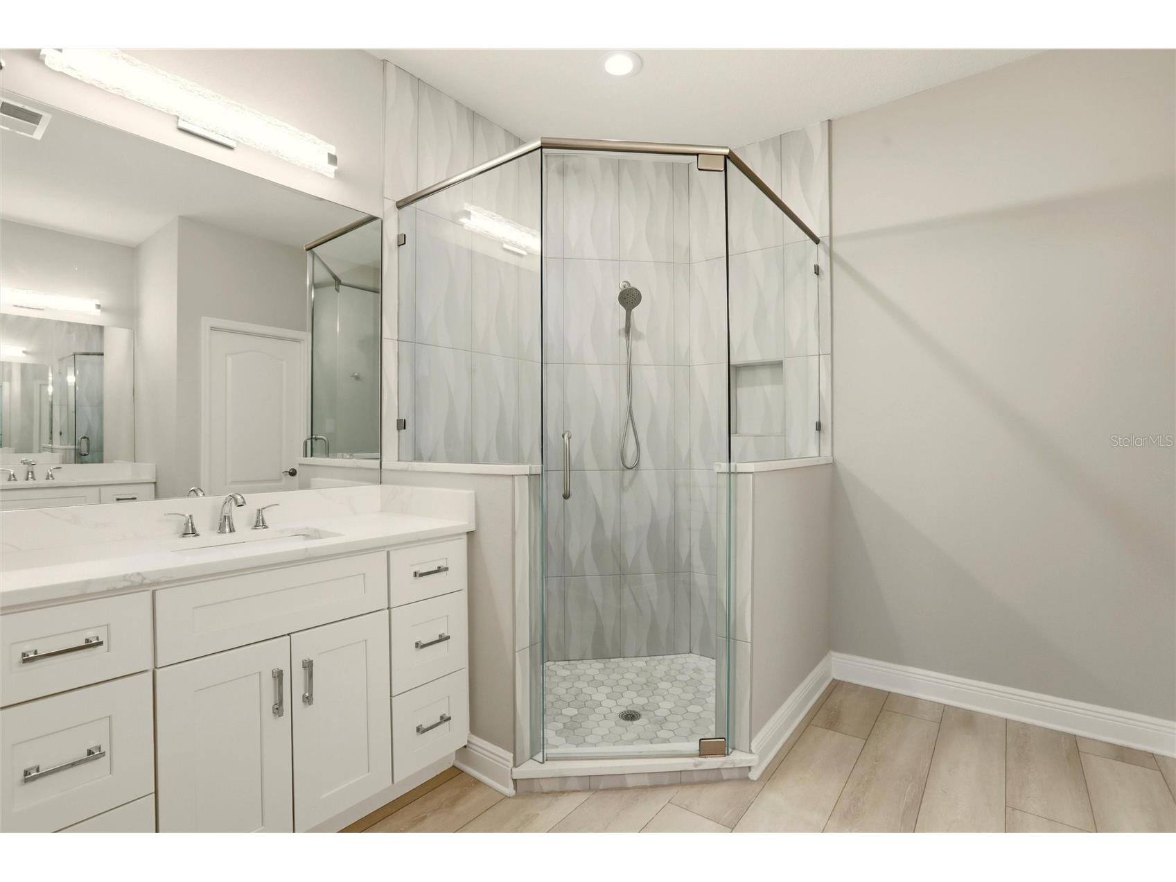 8142 Miramar Way Lakewood Ranch FL 34202 A4685931 image19