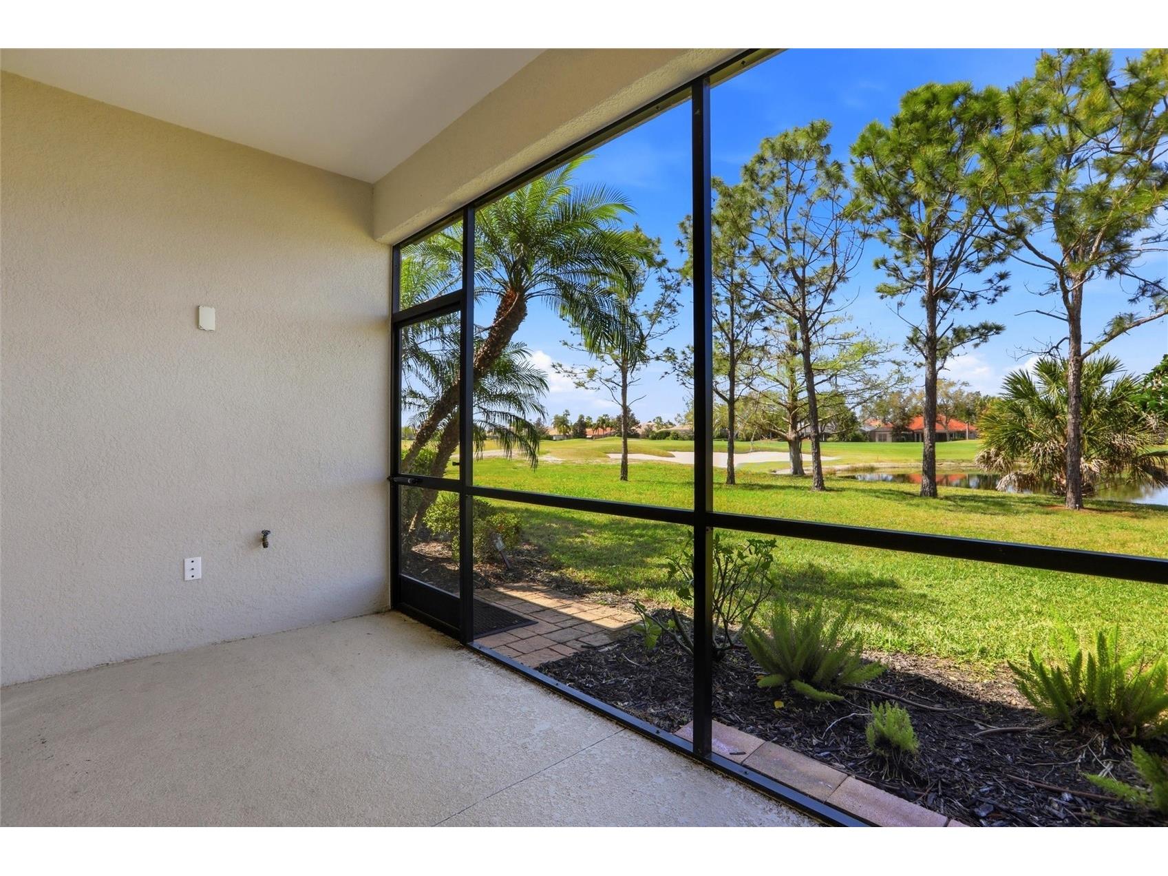 8142 Miramar Way Lakewood Ranch FL 34202 A4685931 image35