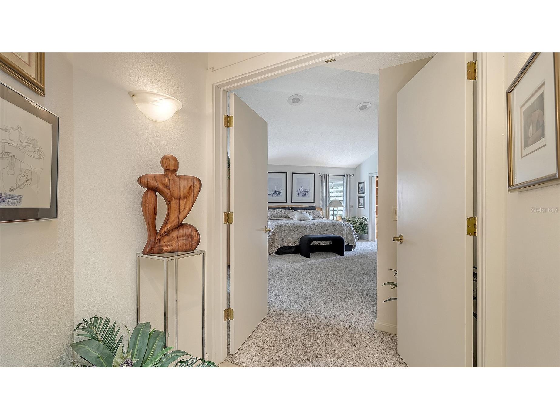 8142 Misty Oaks Boulevard Sarasota FL 34243 A4679693 image15