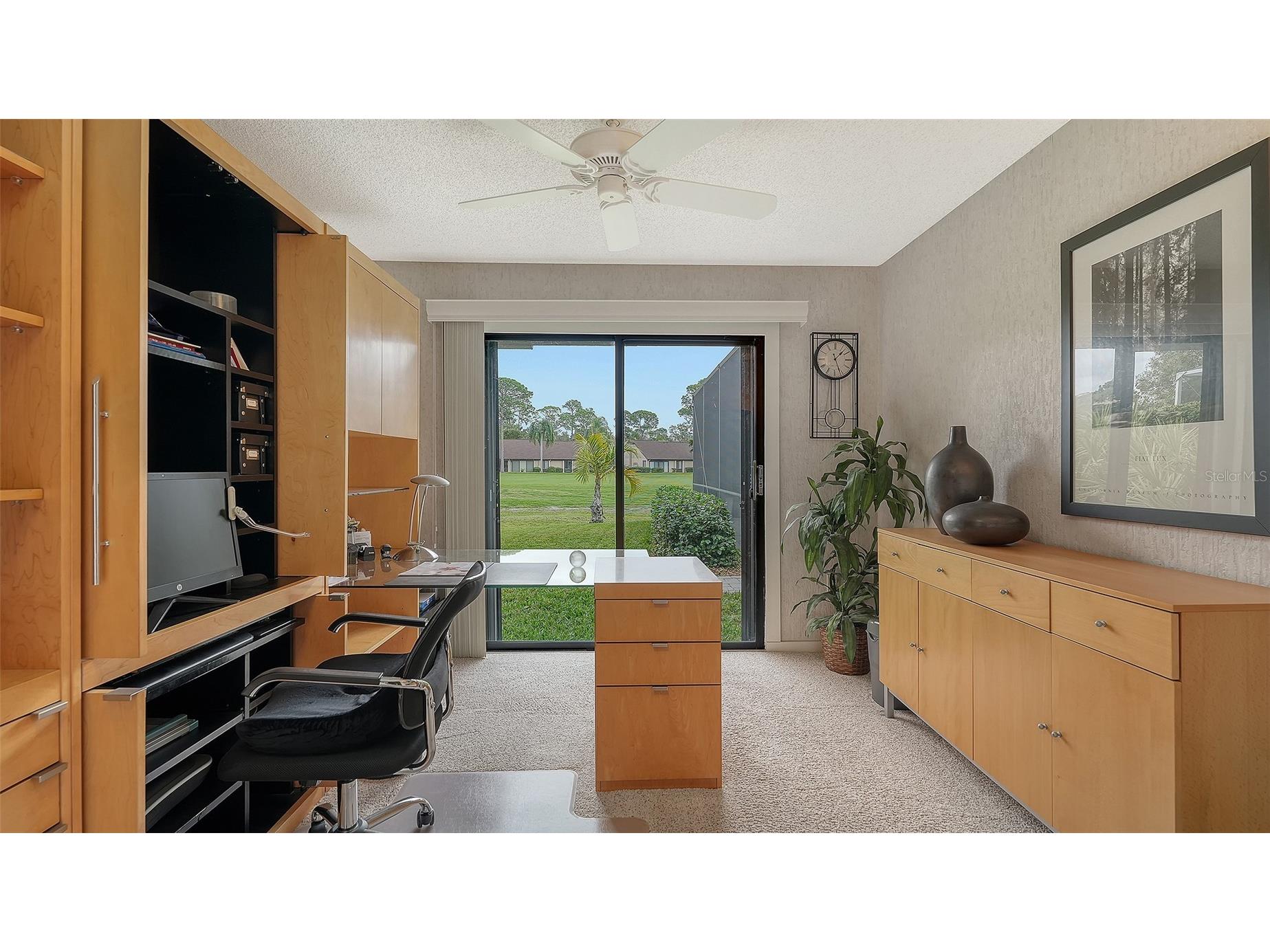 8142 Misty Oaks Boulevard Sarasota FL 34243 A4679693 image18