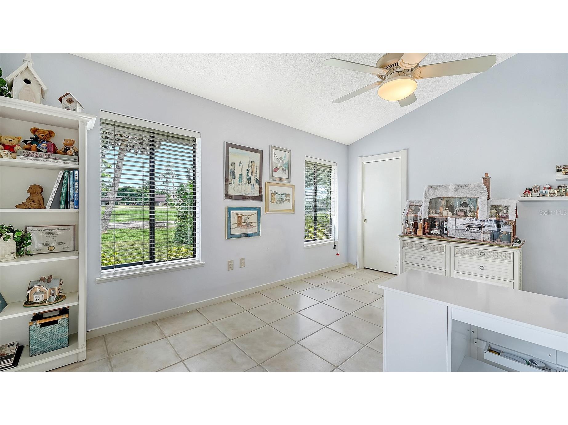 8142 Misty Oaks Boulevard Sarasota FL 34243 A4679693 image24