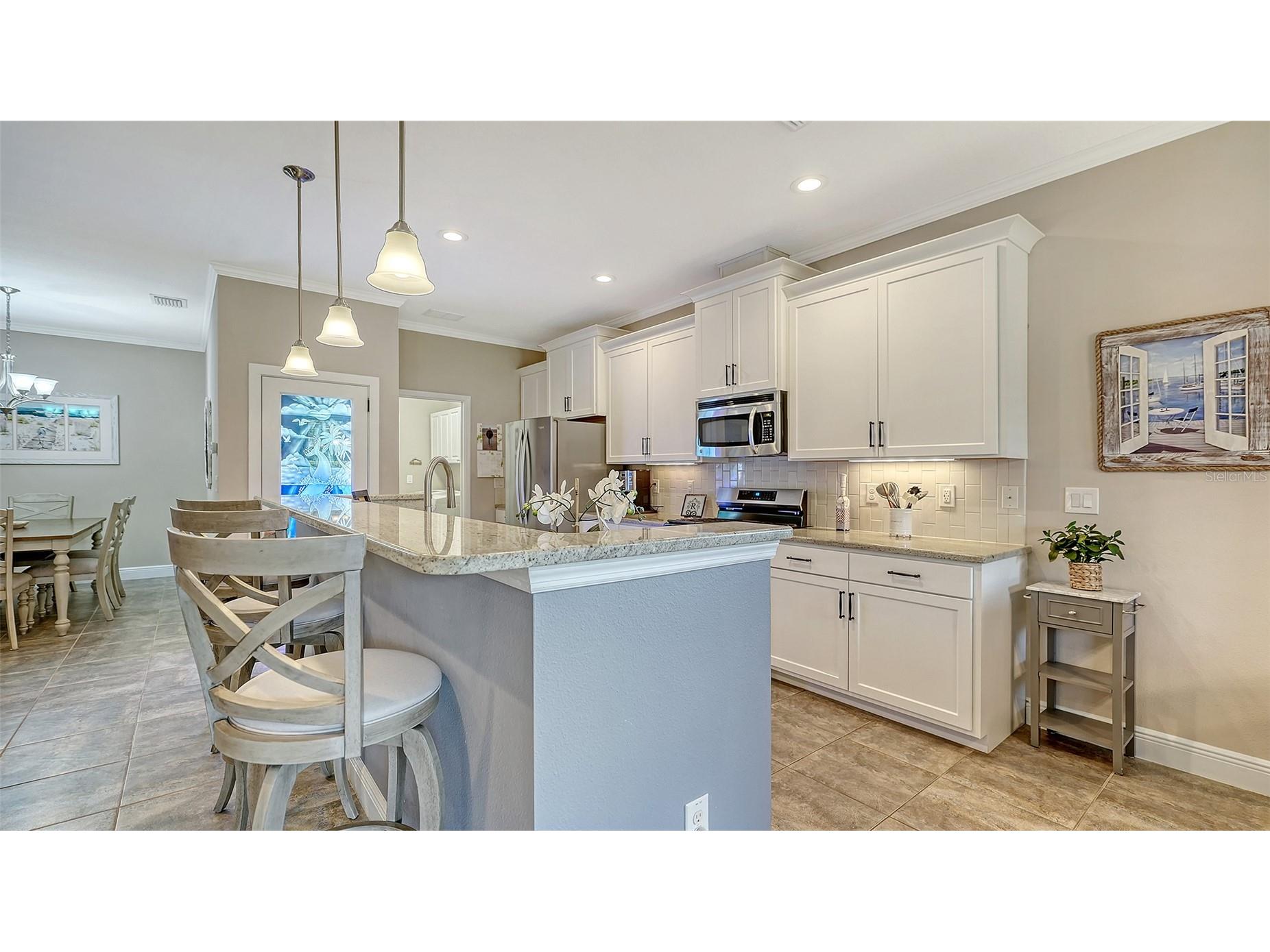 8143 36th Street E Sarasota FL 34243 A4685741 image15