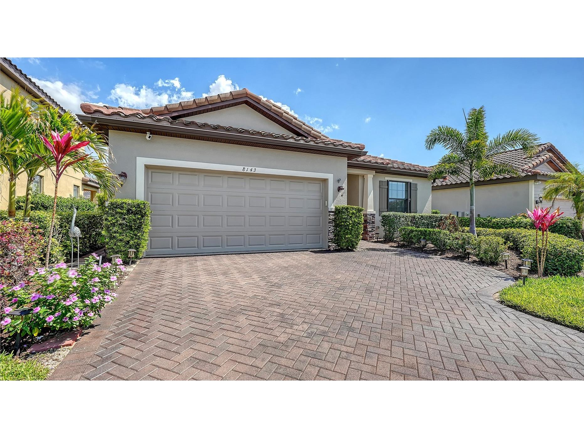 8143 36th Street E Sarasota FL 34243 A4685741 image64