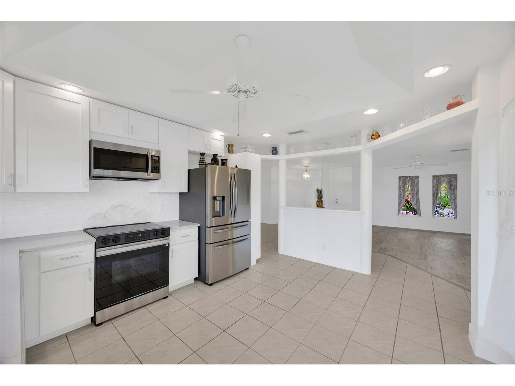 8143 Channel Drive Port Richey FL 34668 W7885366 image27
