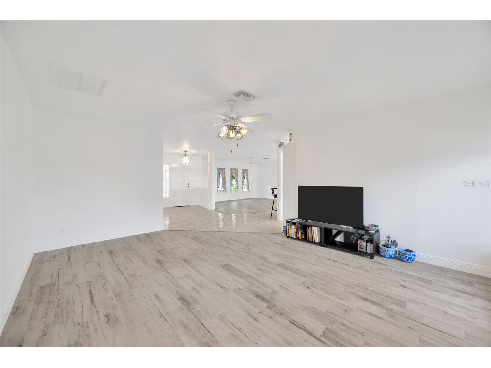 8143 Channel Drive Port Richey FL 34668 W7885366 image36