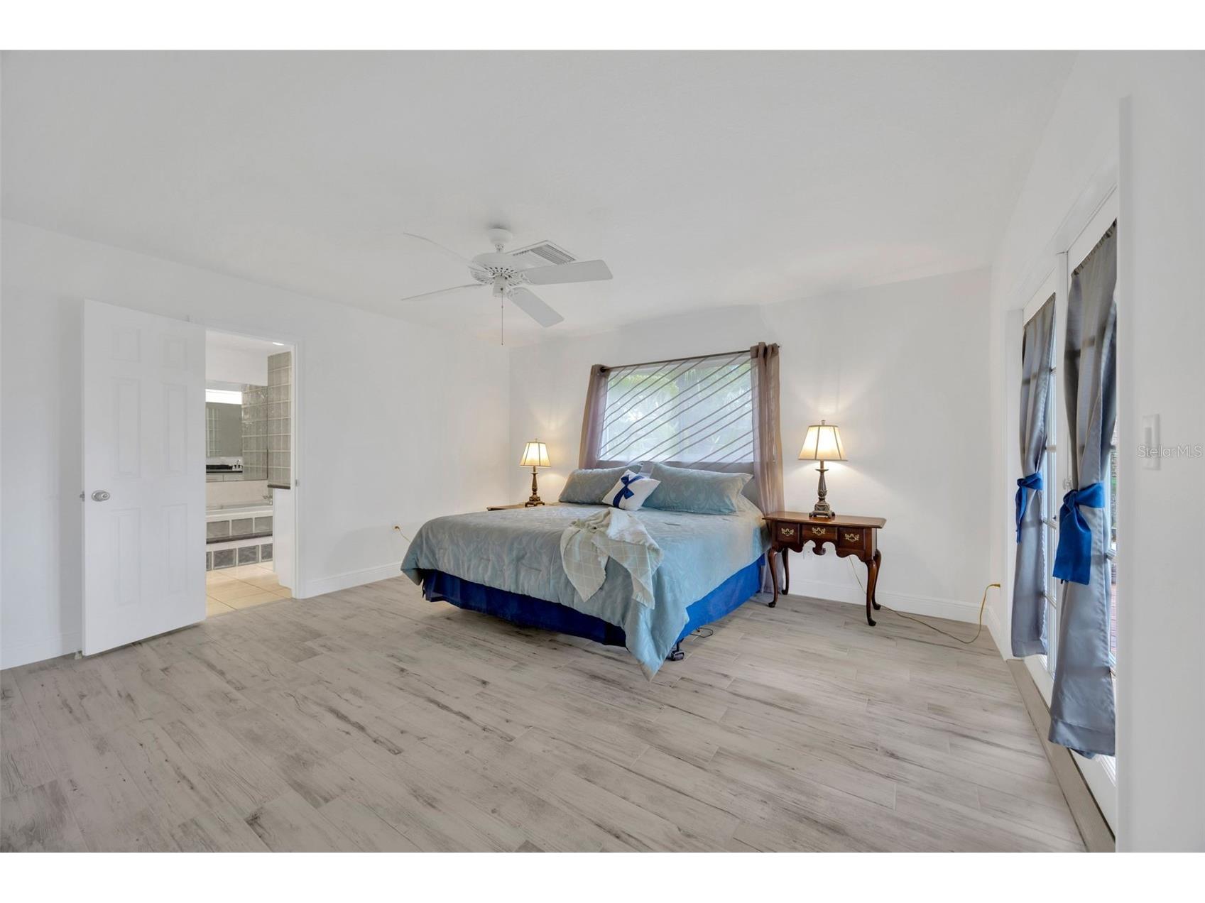 8143 Channel Drive Port Richey FL 34668 W7885366 image37