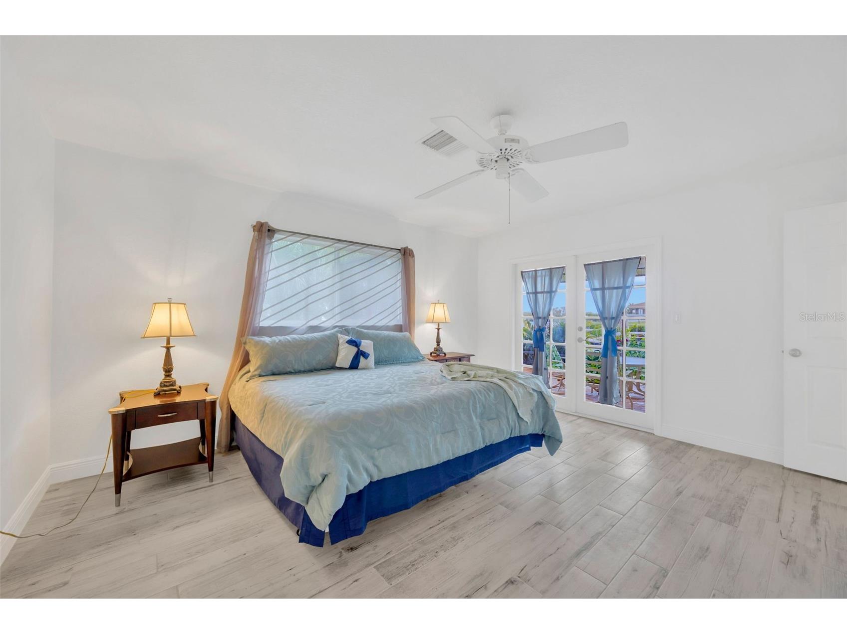 8143 Channel Drive Port Richey FL 34668 W7885366 image38