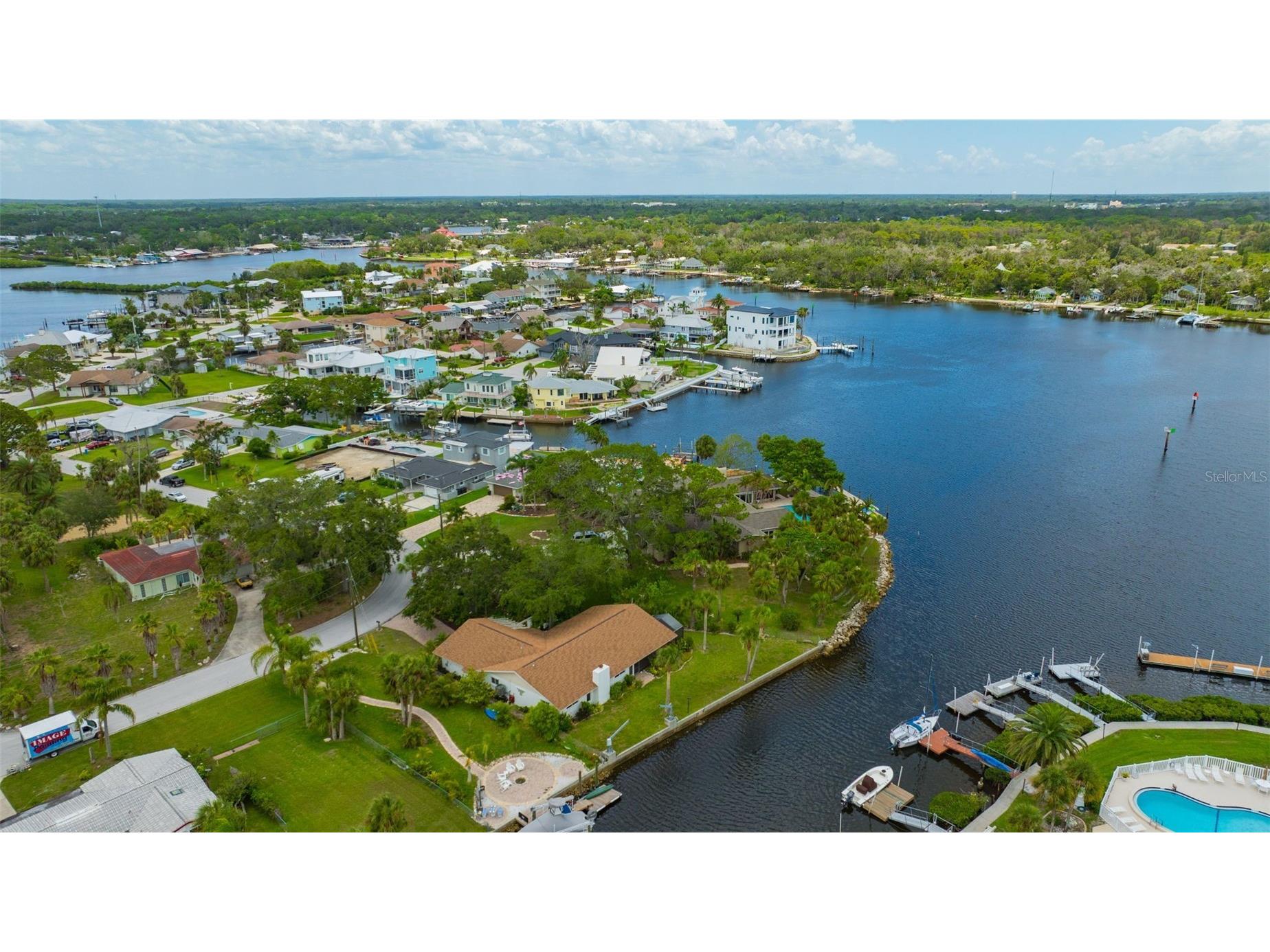 8143 Channel Drive Port Richey FL 34668 W7885366 image4