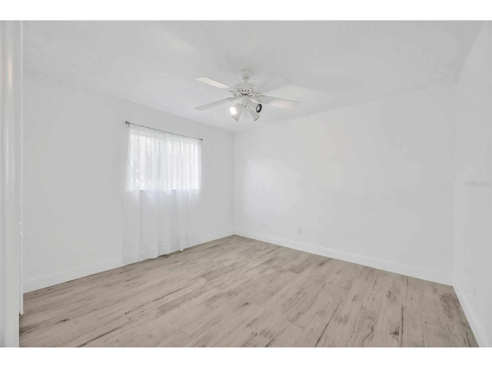 8143 Channel Drive Port Richey FL 34668 W7885366 image45