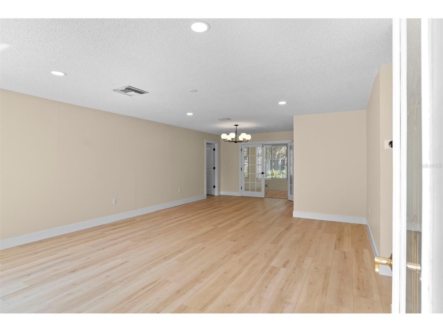 8143 Laurel Green Drive Spring Hill FL 34606 W7884321 image6