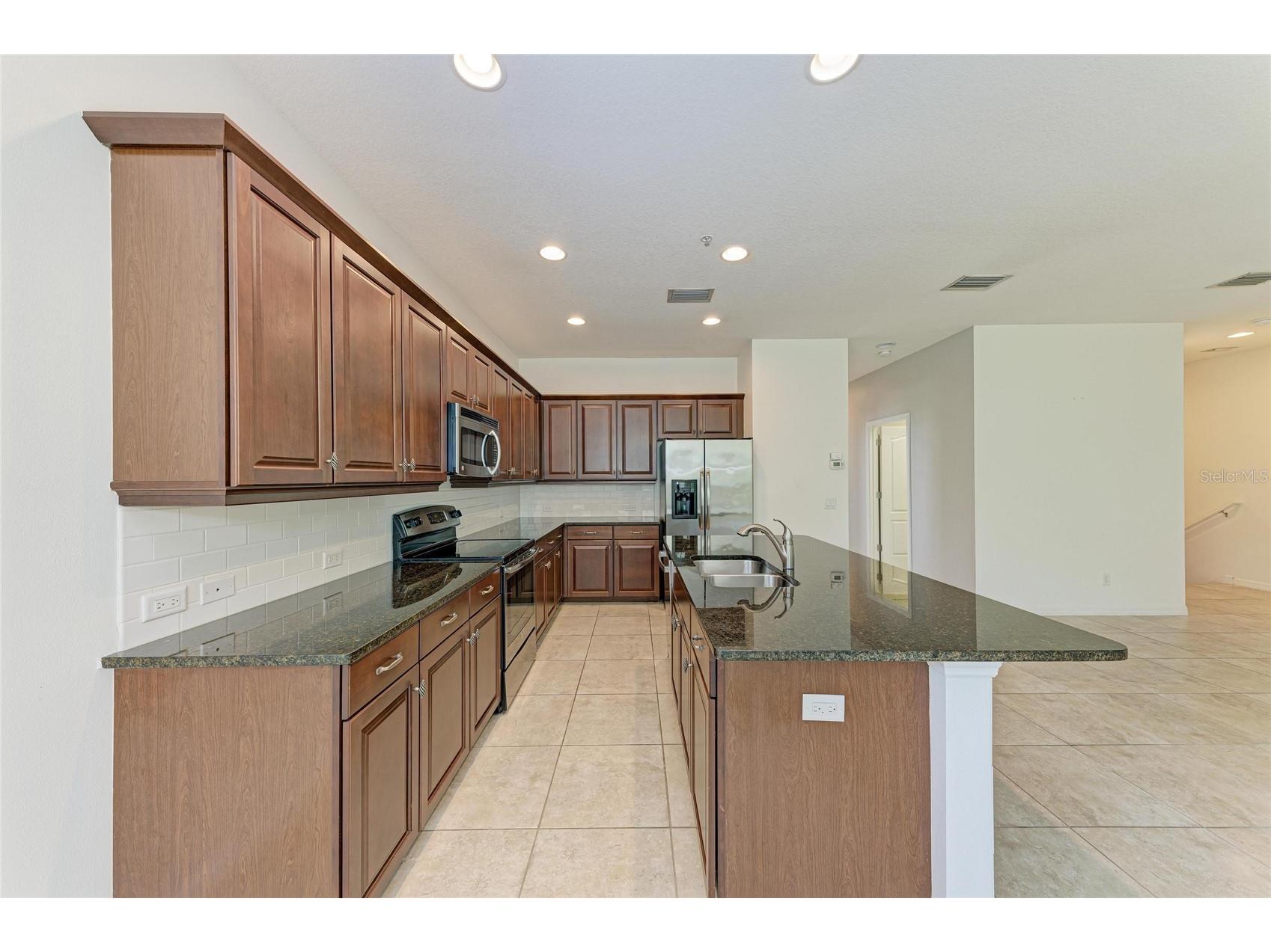 8143 Miramar Way #8143 Lakewood Ranch FL 34202 N6144865 image12