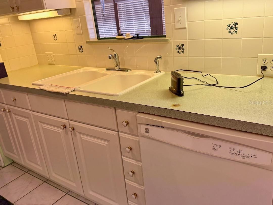 8144 Ridge Dale Avenue Brooksville FL 34613 W7886839 image8