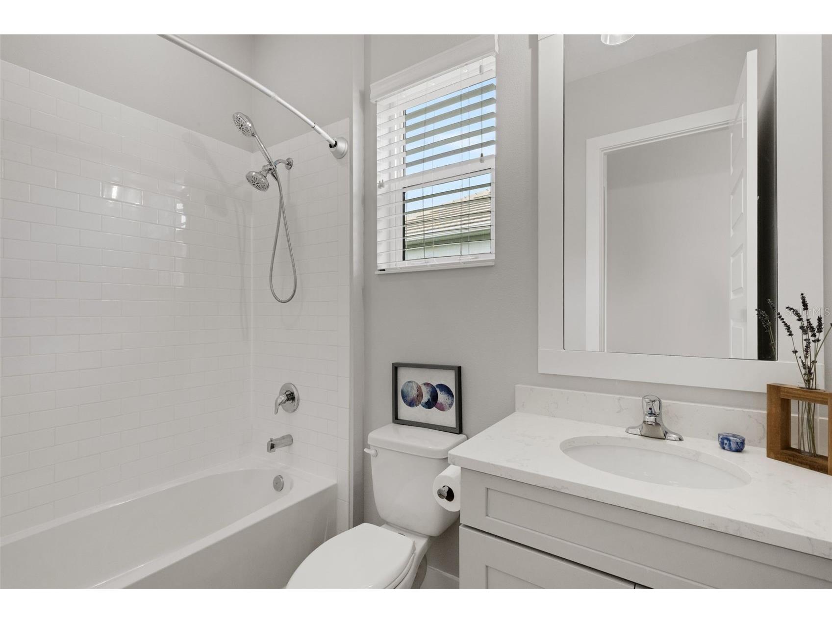 8145 Grande Shores Drive Sarasota FL 34240 A4688226 image35