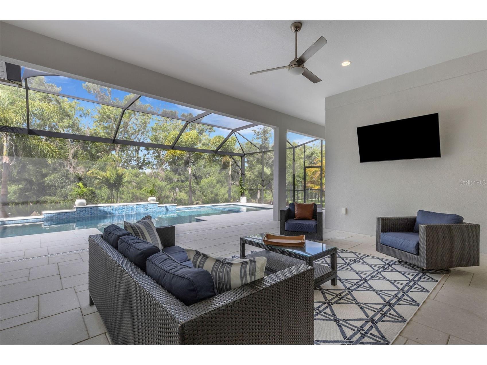 8145 Grande Shores Drive Sarasota FL 34240 A4688226 image37