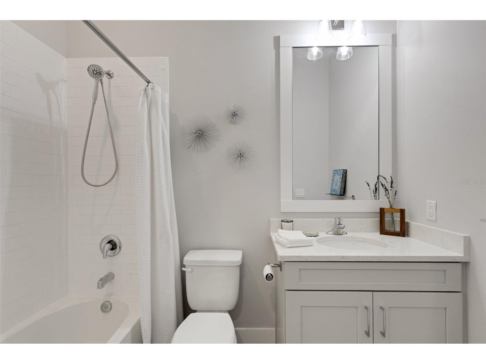 8145 Grande Shores Drive Sarasota FL 34240 A4688226 image53