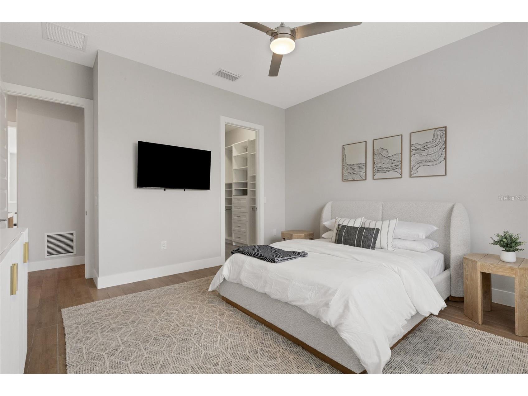 8145 Grande Shores Drive Sarasota FL 34240 A4688226 image55