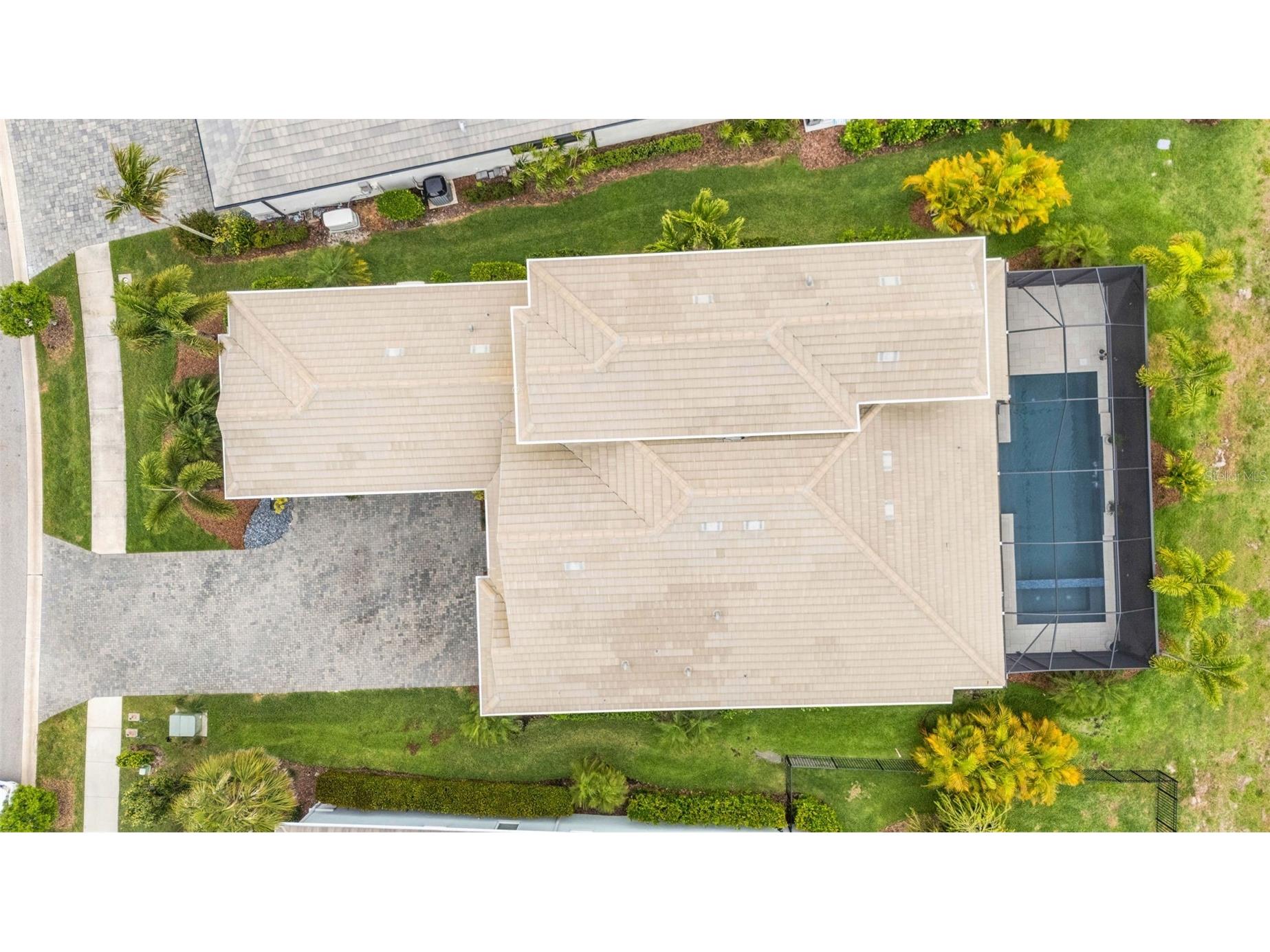 8145 Grande Shores Drive Sarasota FL 34240 A4688226 image69