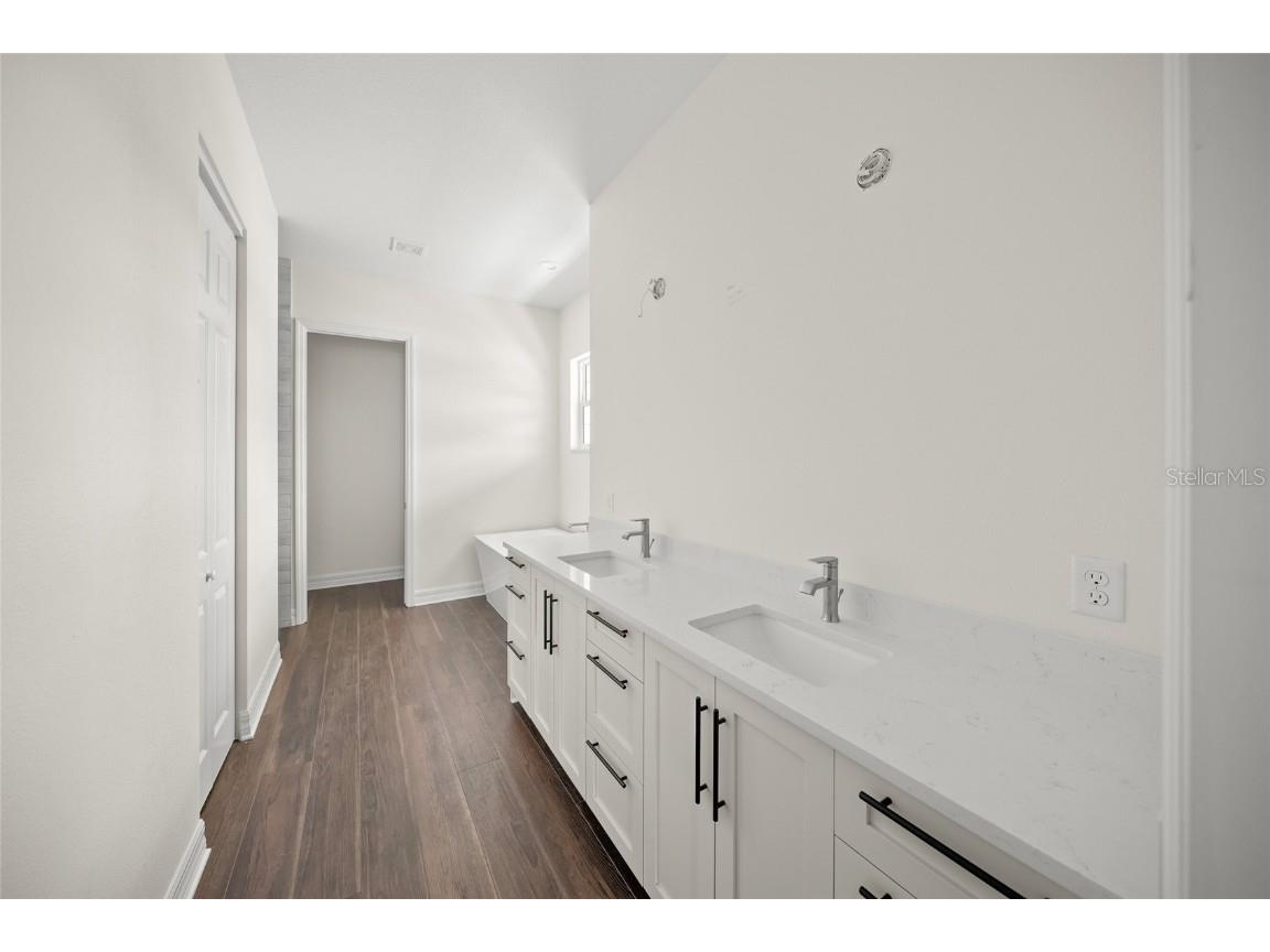 8146 Tropicaire Boulevard North Port FL 34291 A4657188 image43