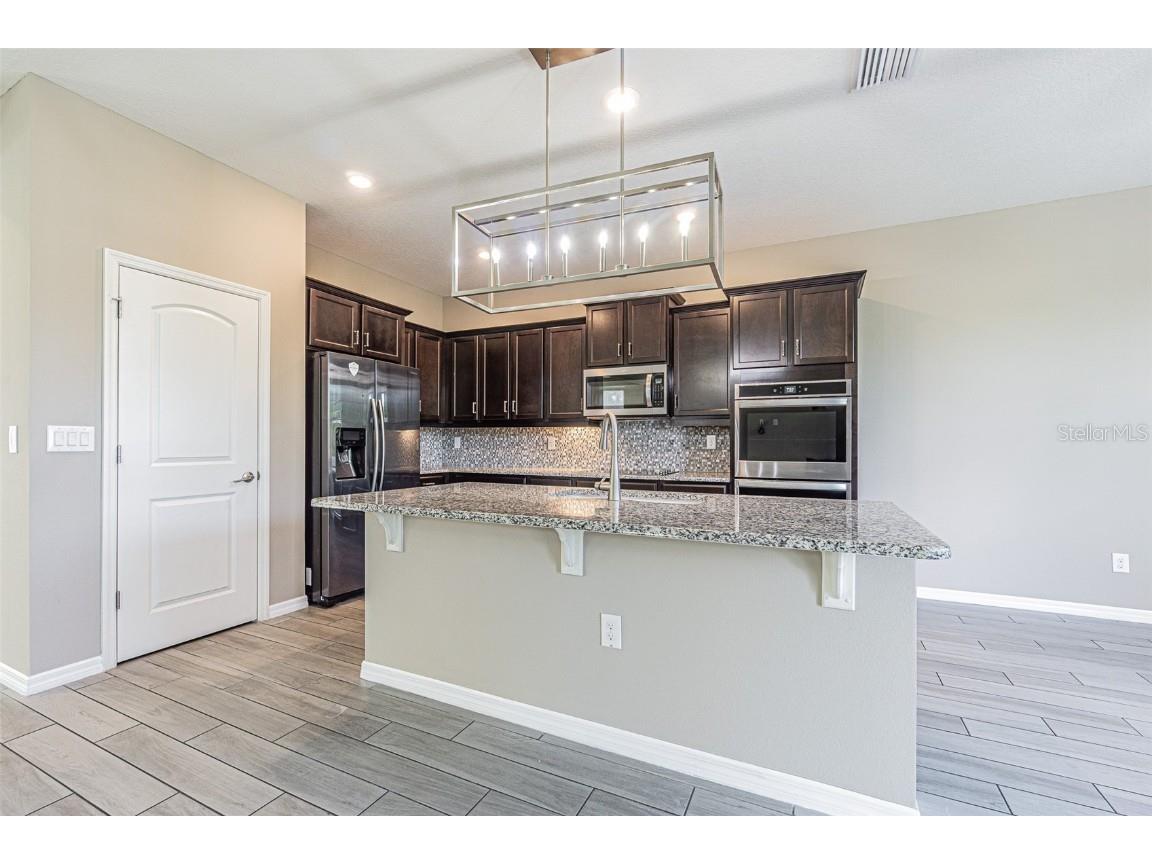 8147 Artisan Cir Seminole FL 33777 TB8434749 image12