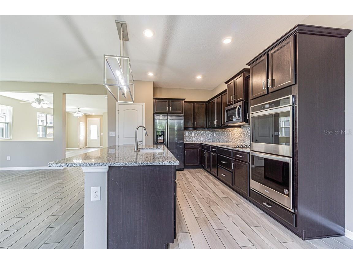 8147 Artisan Cir Seminole FL 33777 TB8434749 image13