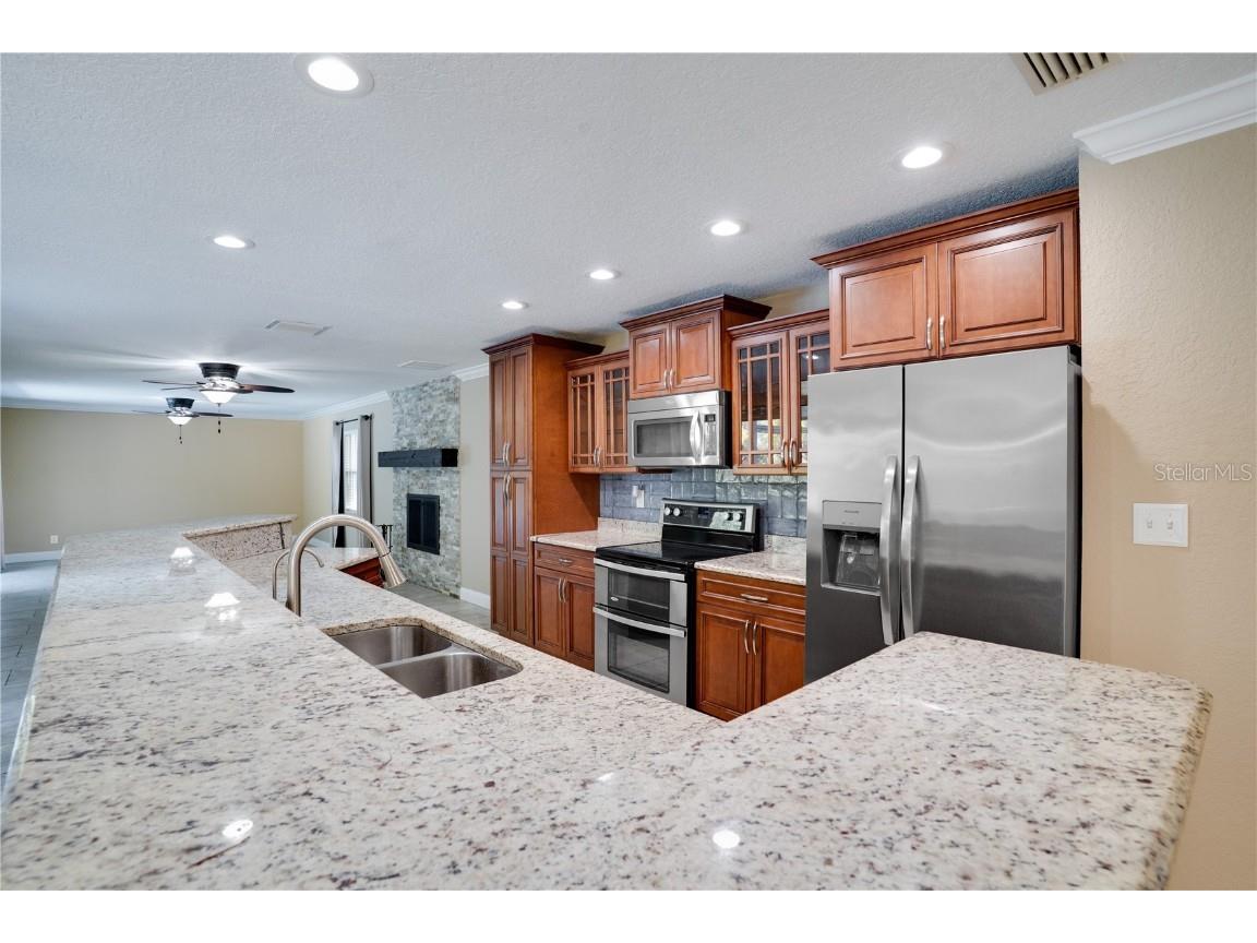 8147 Larchwood Road Seminole FL 33777 TB8439983 image10