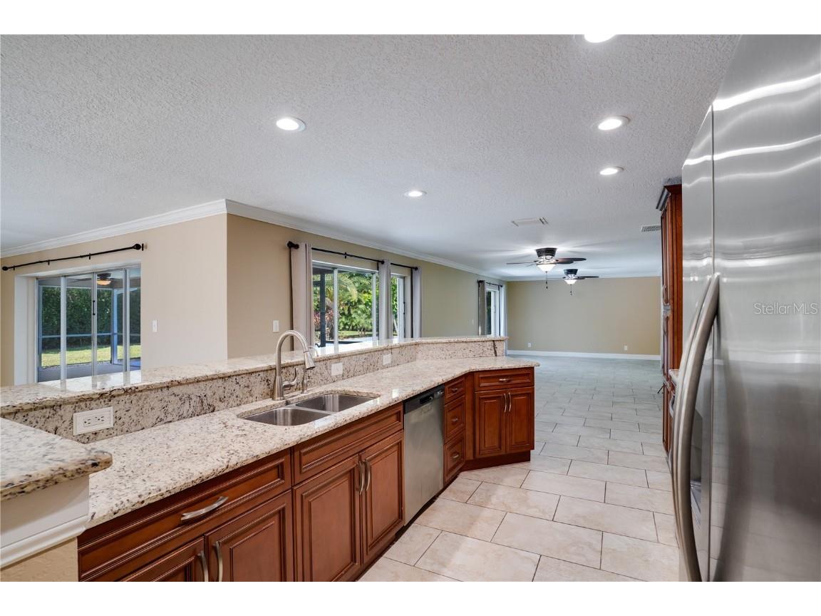 8147 Larchwood Road Seminole FL 33777 TB8439983 image12