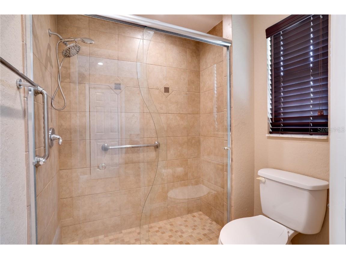 8147 Larchwood Road Seminole FL 33777 TB8439983 image24