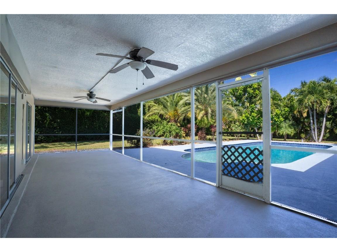 8147 Larchwood Road Seminole FL 33777 TB8439983 image35