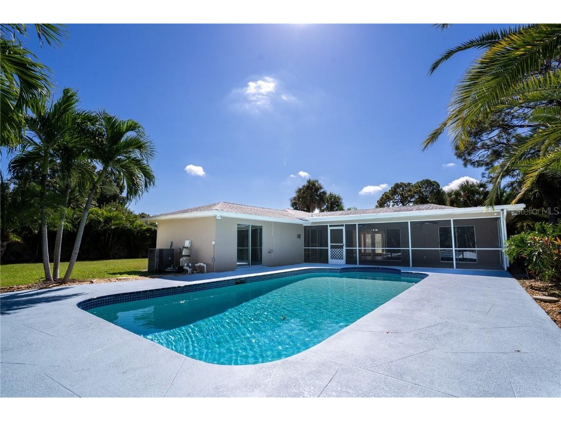 8147 Larchwood Road Seminole FL 33777 TB8439983 image39