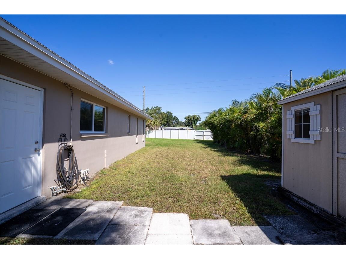 8147 Larchwood Road Seminole FL 33777 TB8439983 image44