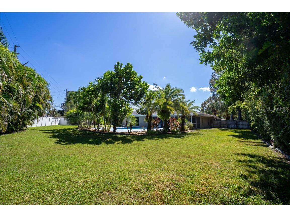 8147 Larchwood Road Seminole FL 33777 TB8439983 image45