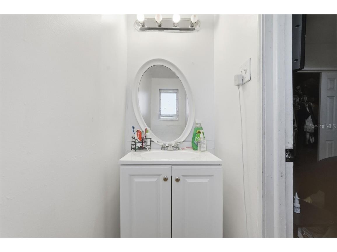 8148 Bayou Drive Seminole FL 33777 TB8442070 image17