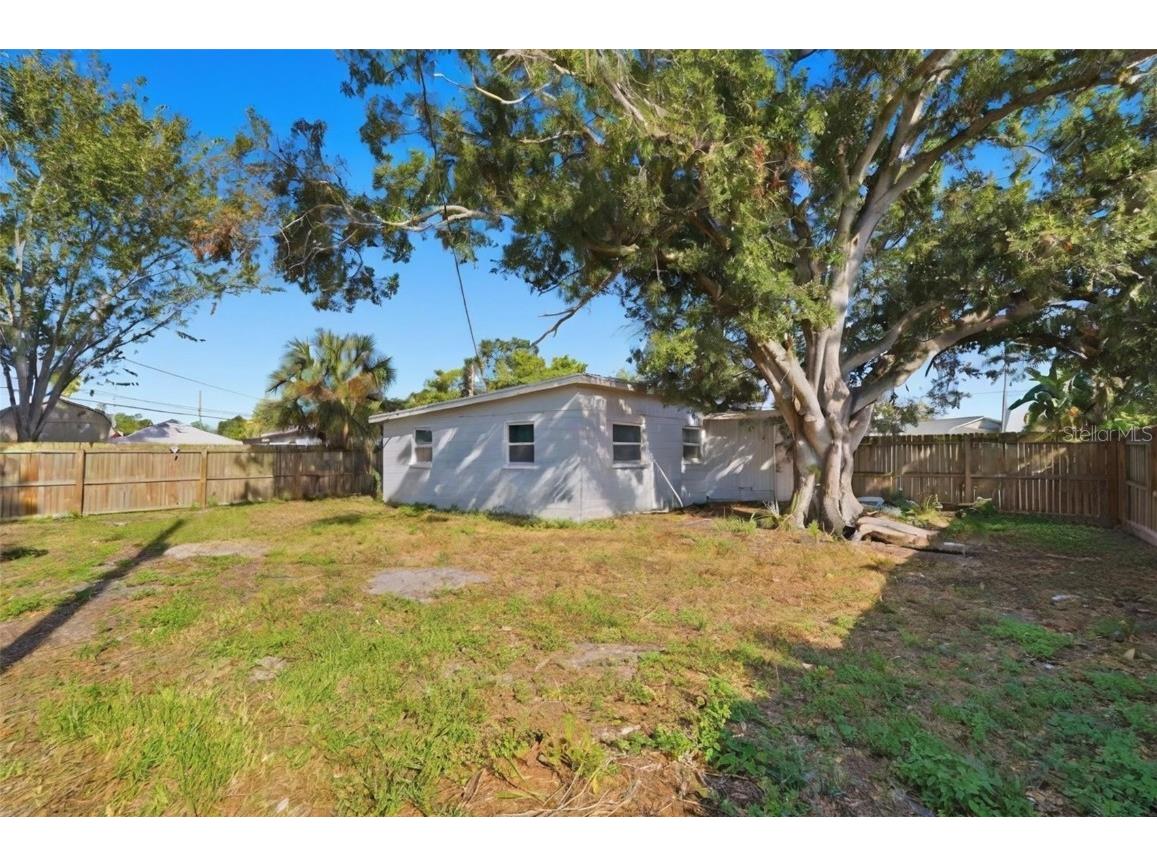 8148 Bayou Drive Seminole FL 33777 TB8442070 image25