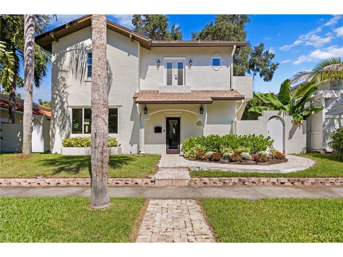 815 18th Avenue NE Saint Petersburg FL 33704 U8140429 image1