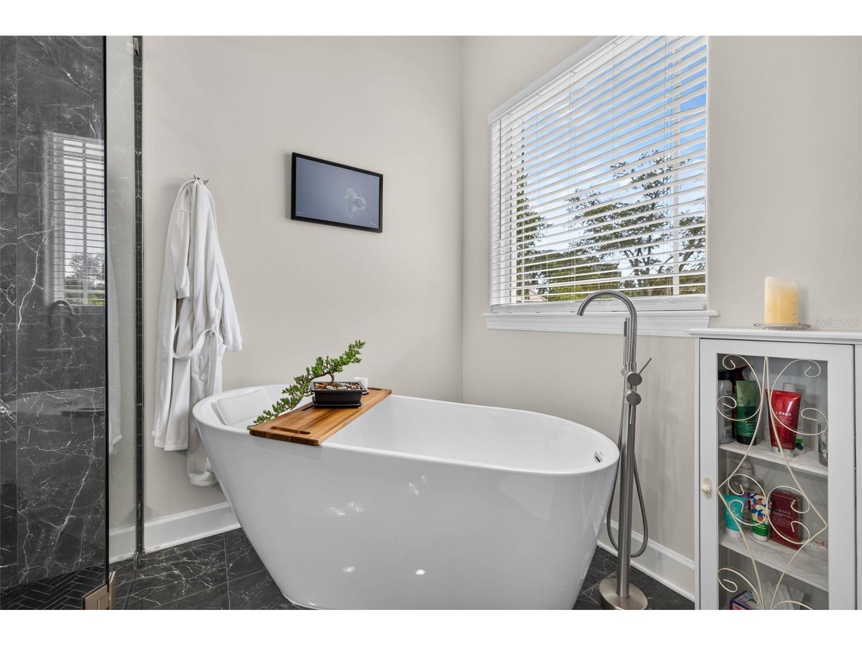 815 59th Avenue NE Saint Petersburg FL 33703 TB8525044 image22