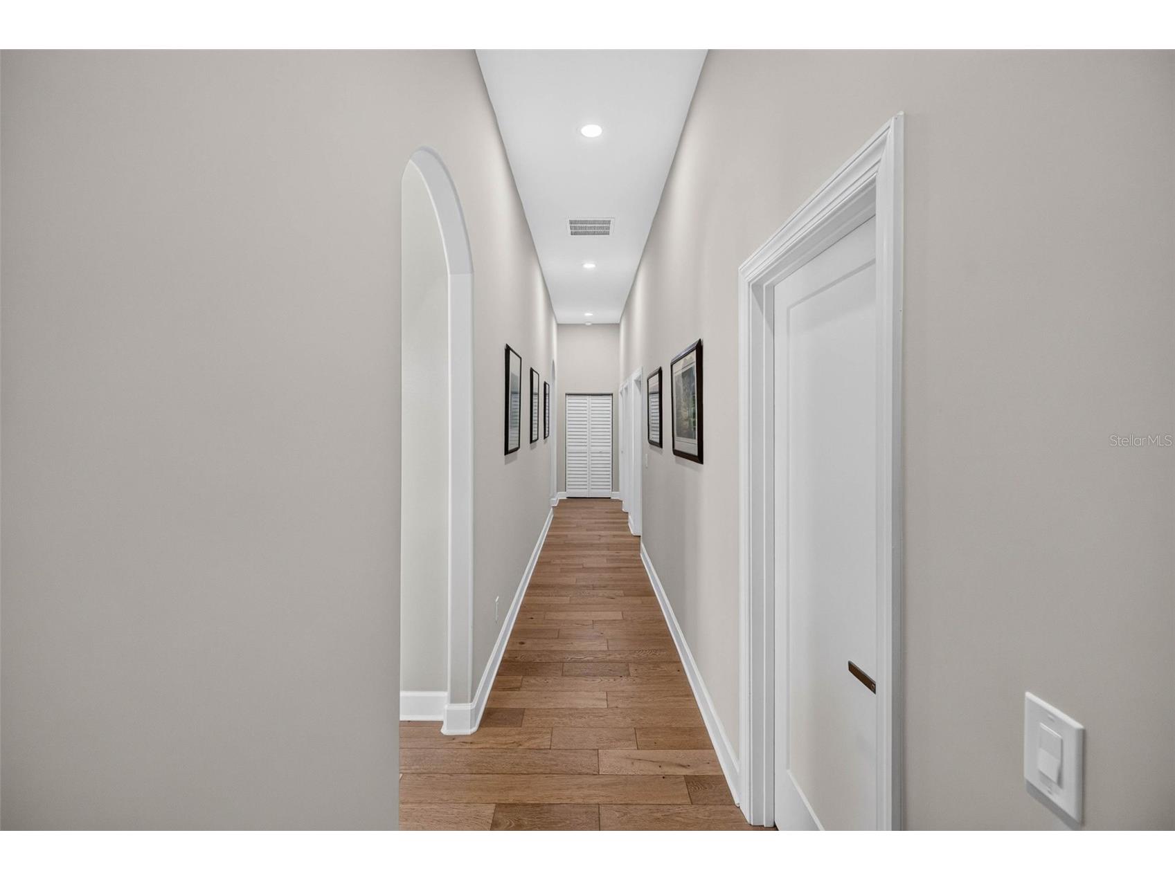 815 59th Avenue NE Saint Petersburg FL 33703 TB8525044 image24