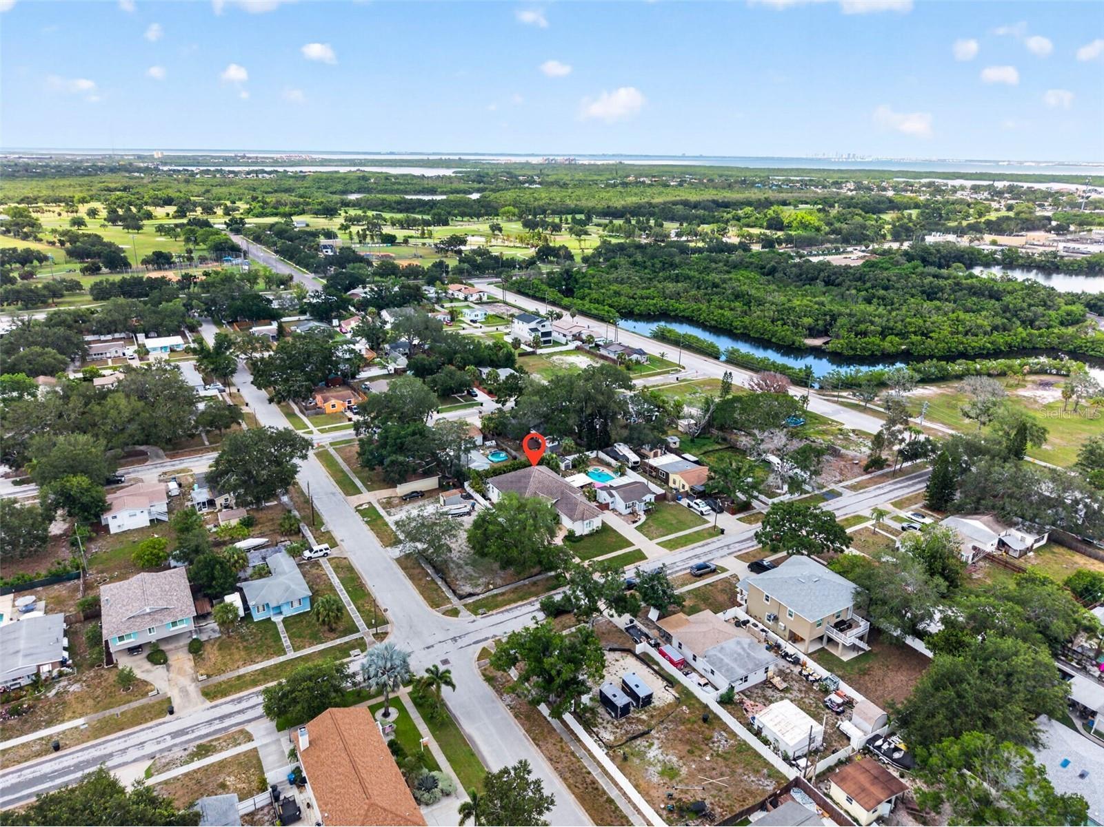 815 59th Avenue NE Saint Petersburg FL 33703 TB8525044 image37